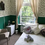 Hostel 